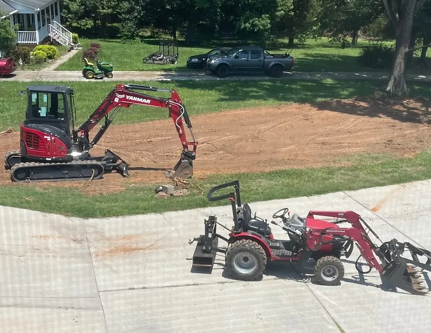 5 Signs Your Yard Needs Grading (Before It Gets Expensive)